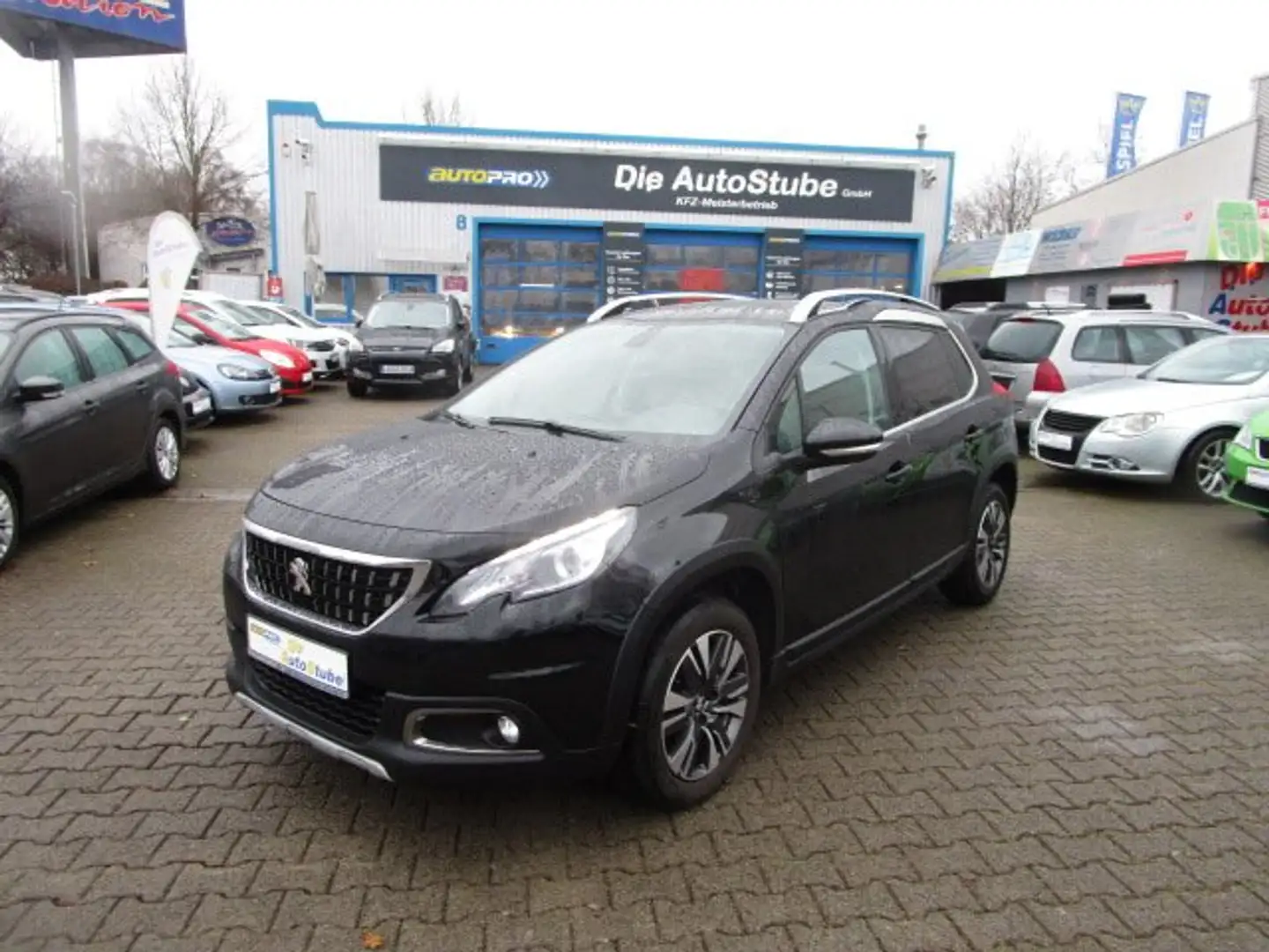 Peugeot 2008 Allure Klima-Panoramadach-ALU-PDC-Sitzh.-Tempomat Noir - 2