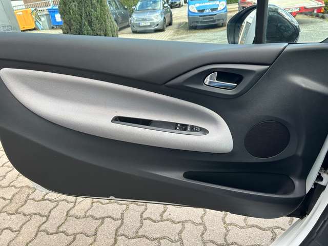 DS Automobiles DS 3 CHIC VTI82 Cabrio