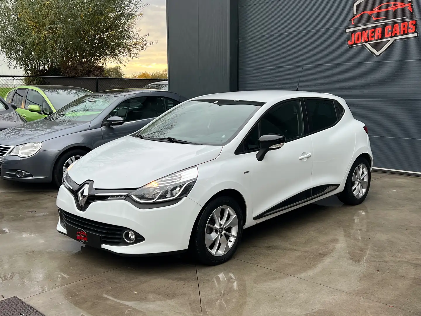 Renault Clio 0.9 TCe 90pk • Navi • Airco • Euro 6b Blanc - 2