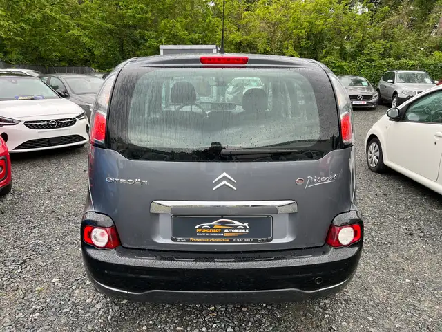 Citroen C3 Picasso view 11
