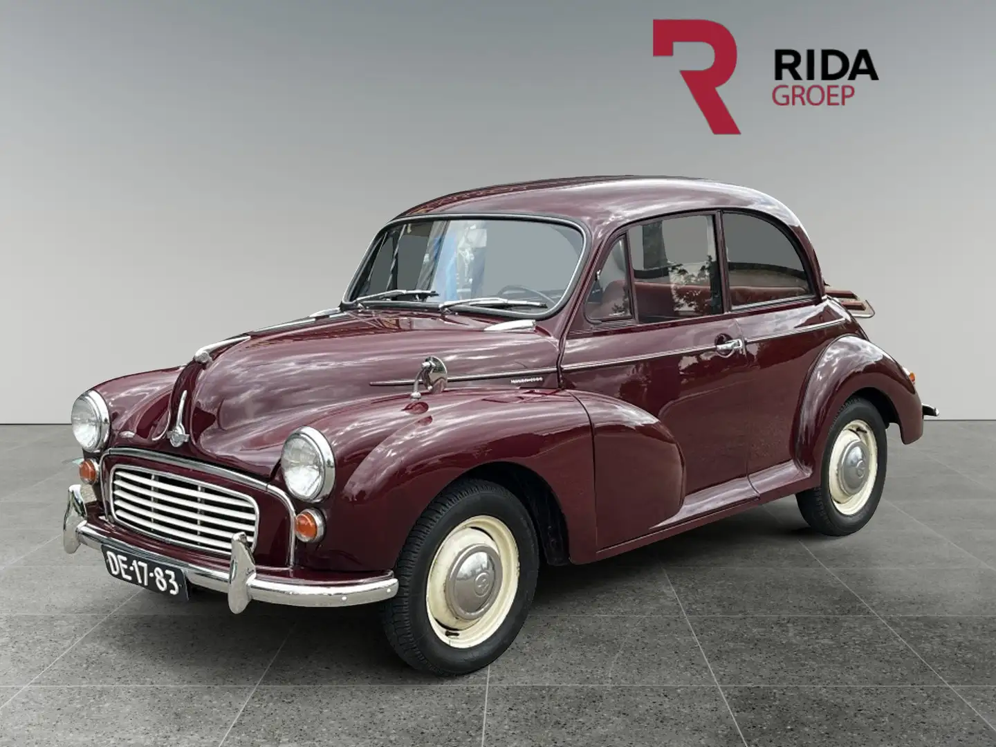 Oldtimer Morris Minor 1000 2 drs Rood - 1