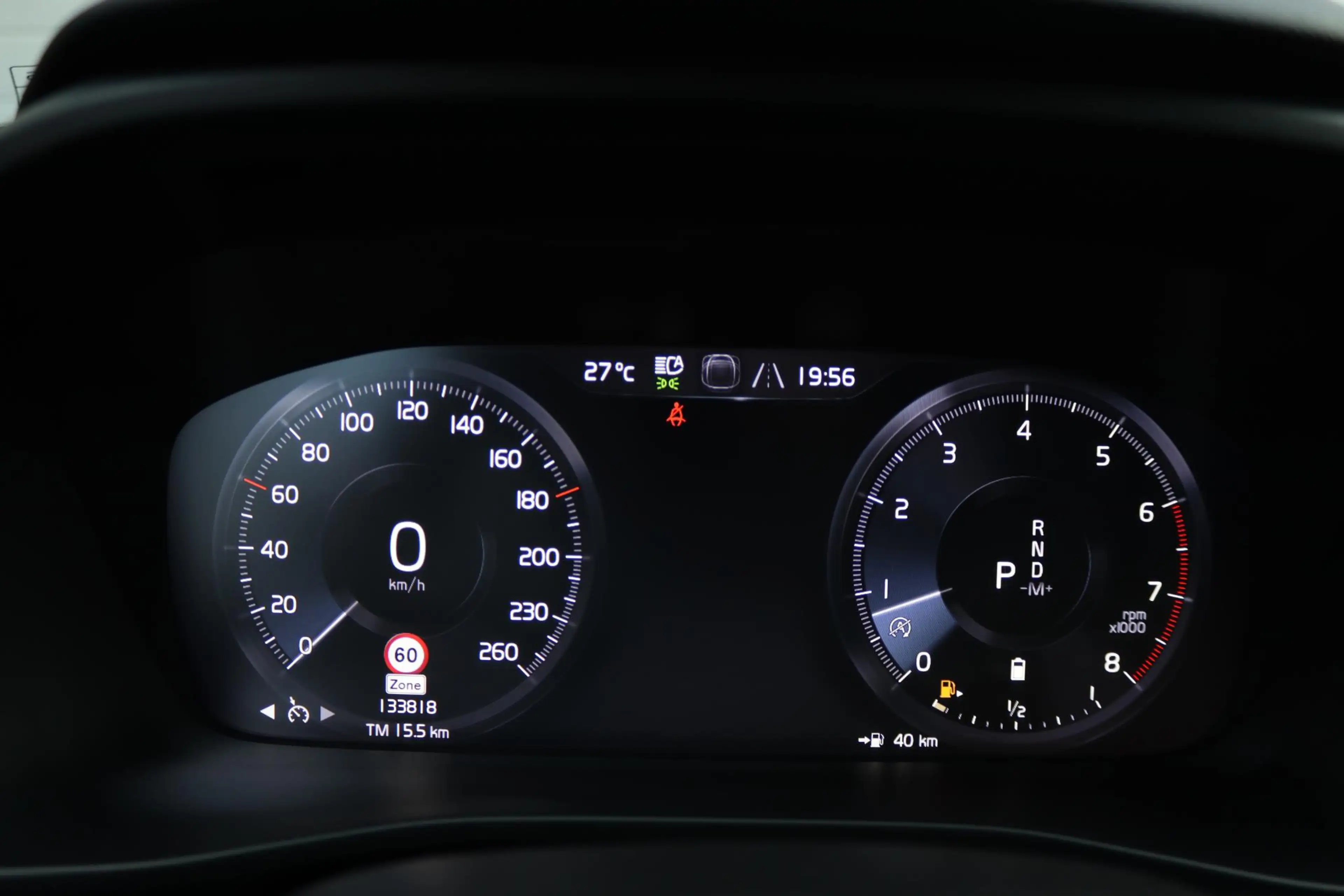 Volvo XC40 2.0 B4 Momentum Business Camera, Stoel/Stuurverwar — photo 46
