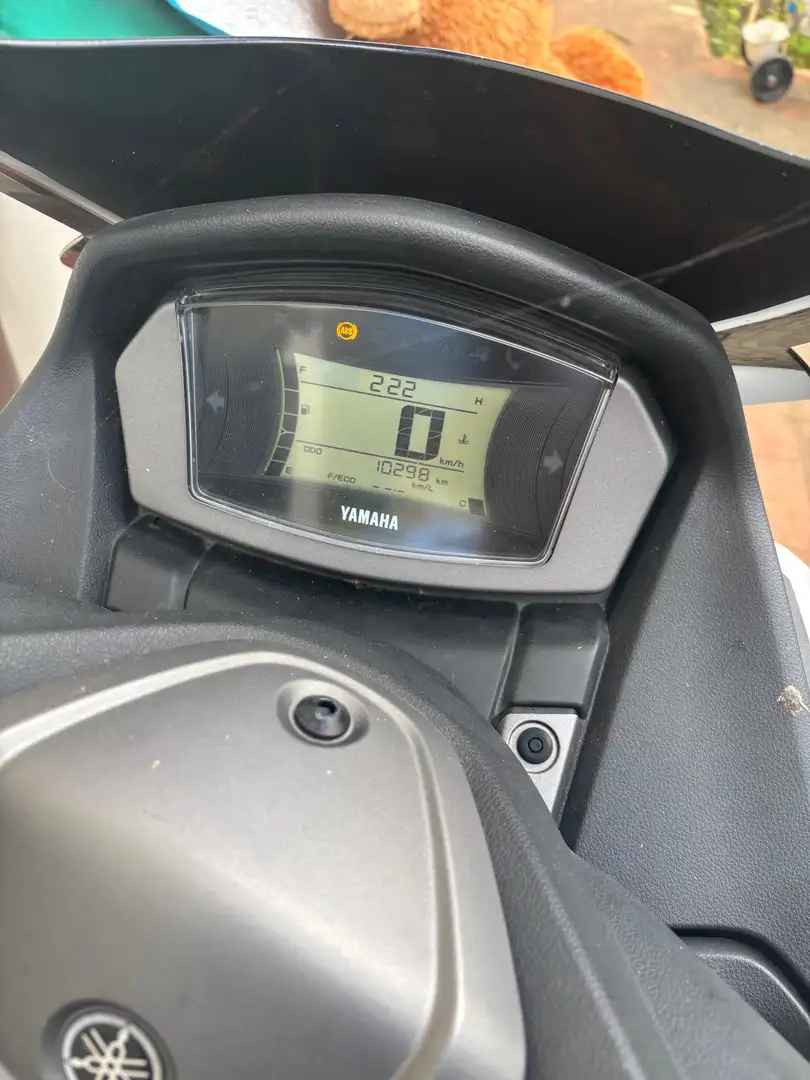 Yamaha NMAX 125 Bianco - 1