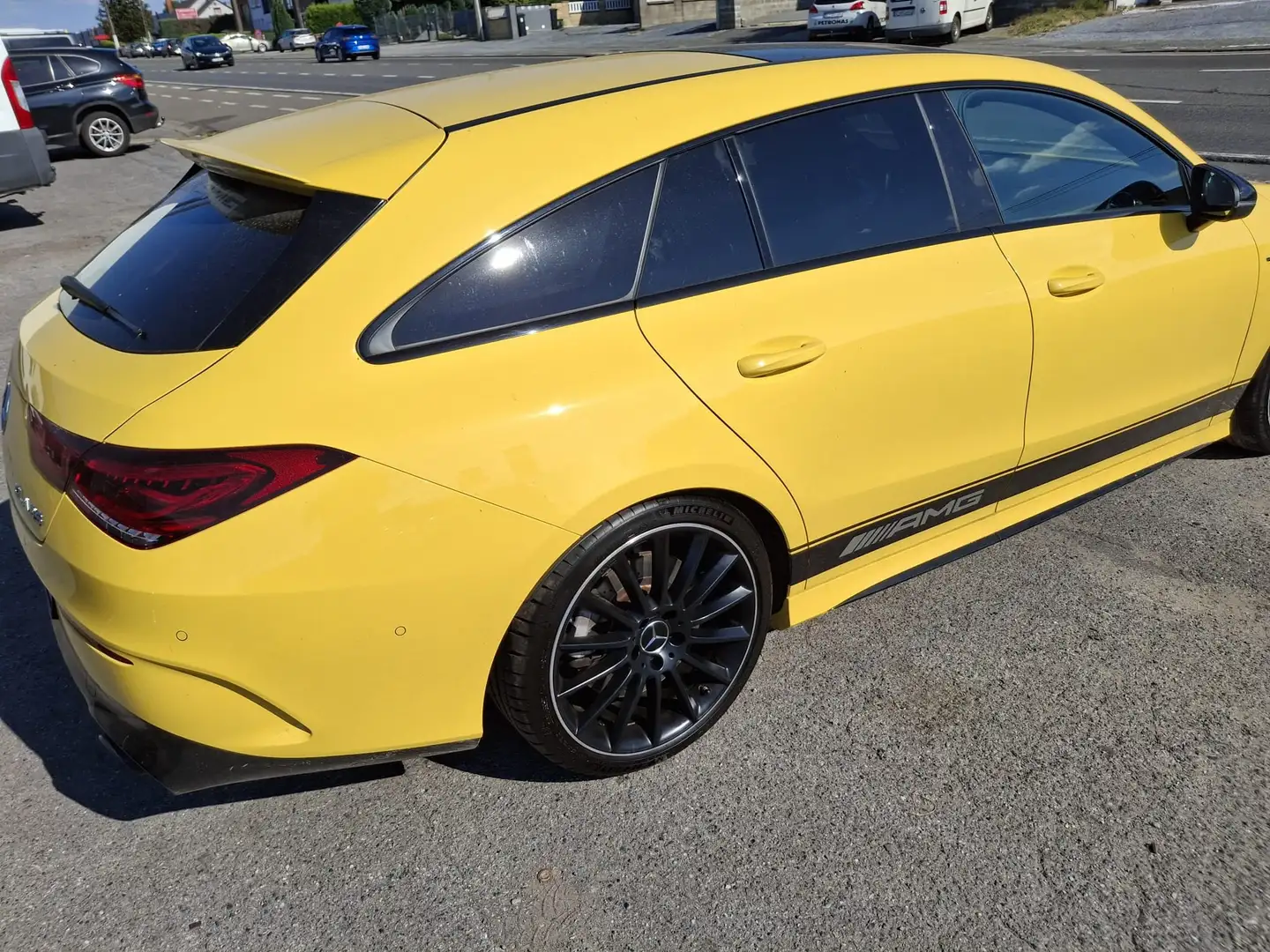 Mercedes-Benz CLA 35 AMG CLA 35 4-Matic Jaune - 2