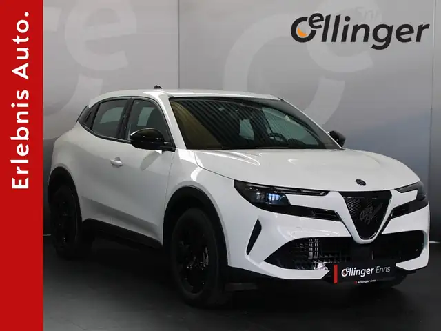 Alfa Romeo Junior Ibrida  1.2 MHEV e-DCT6