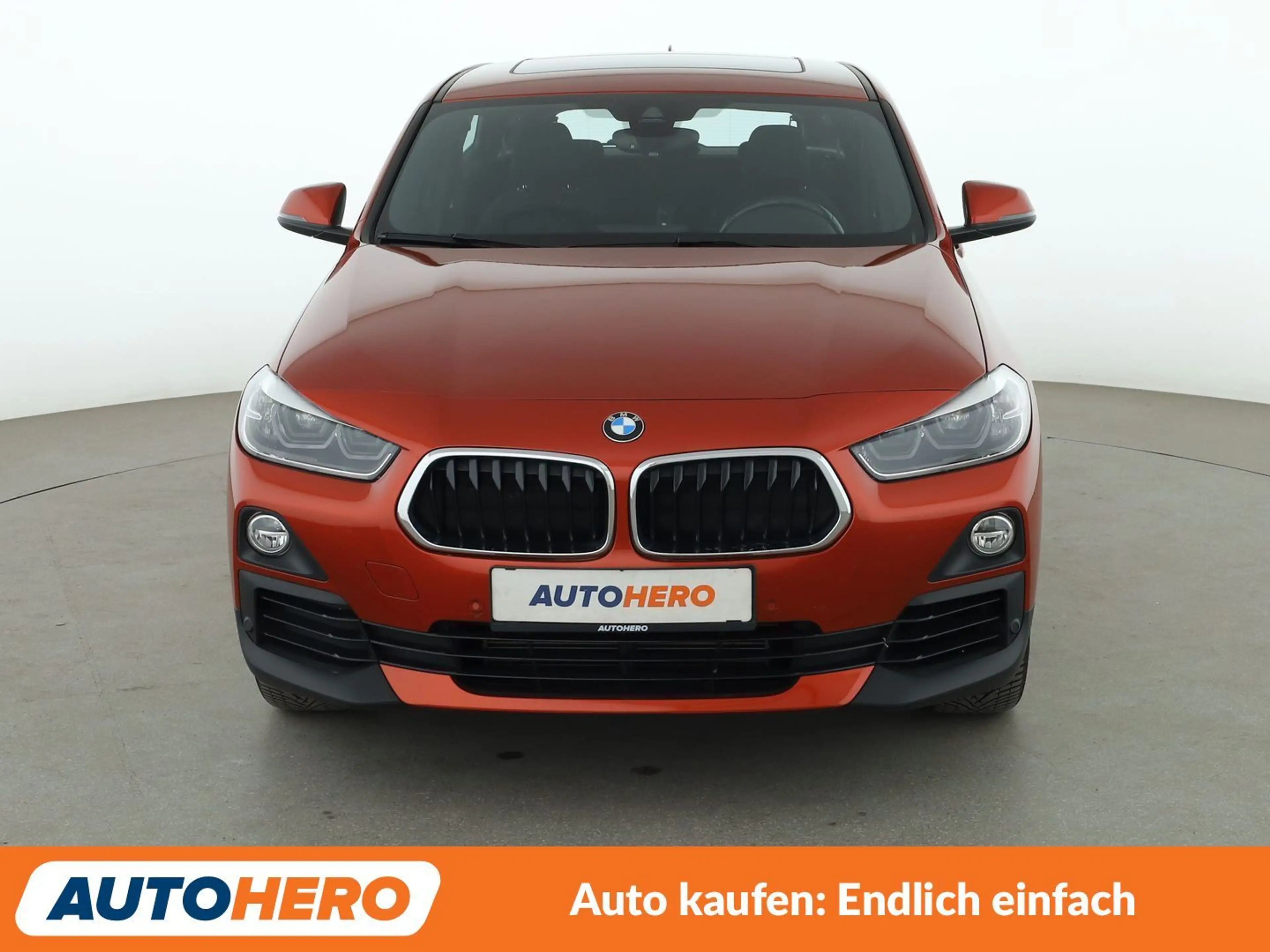 BMW X2 sDrive 20i Advantage Aut. *HUD*LED*TEMPO*CAM*SHZ* — photo 9