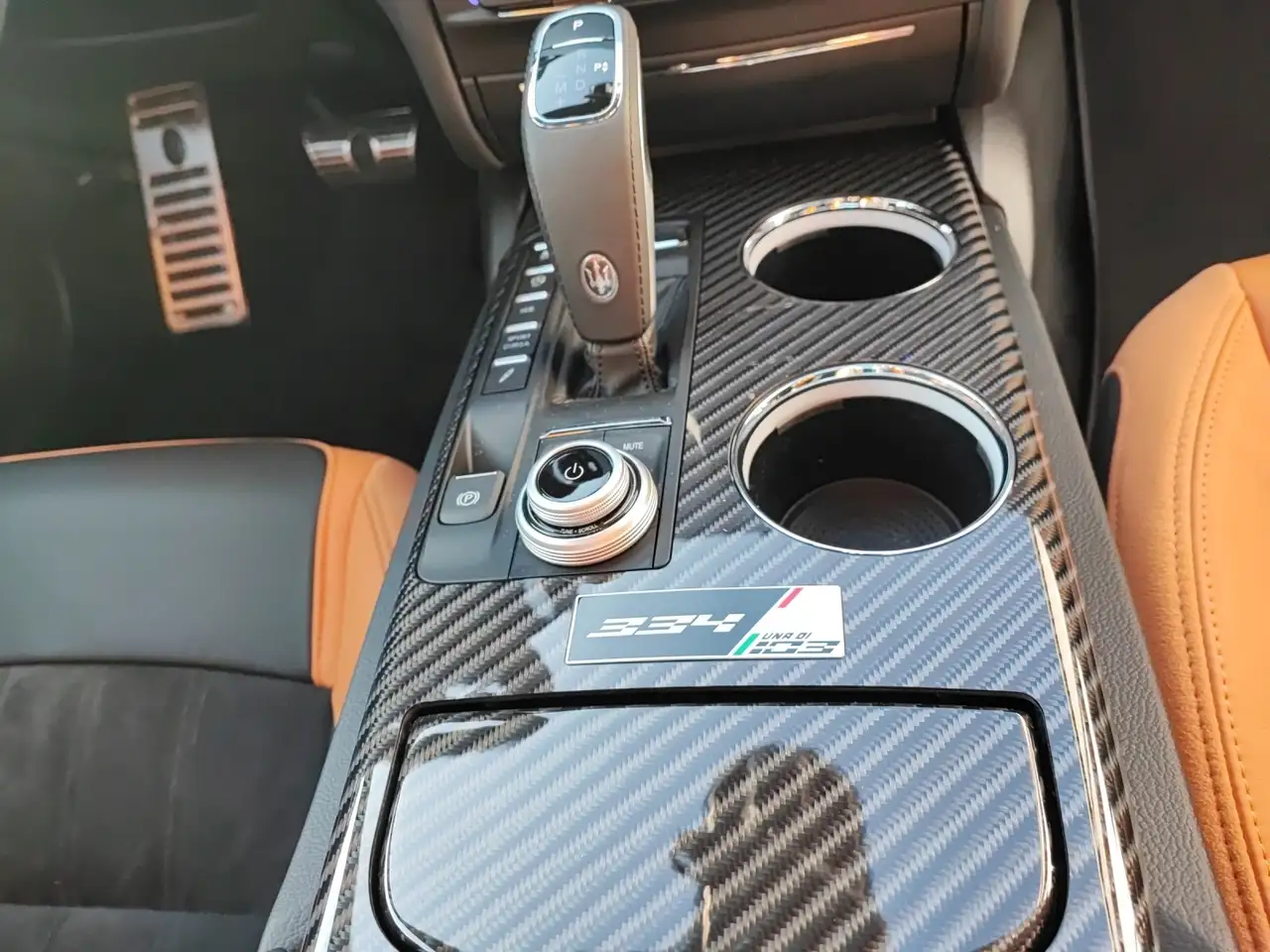 Maserati Ghibli 2024 — фото 13