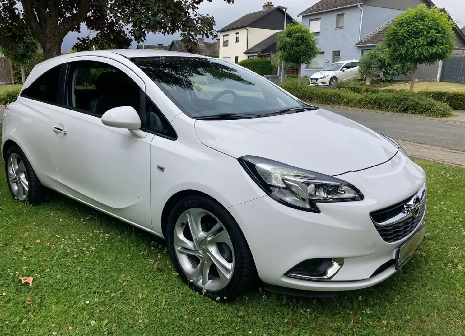 Opel Corsa 1.4 Edition - 2
