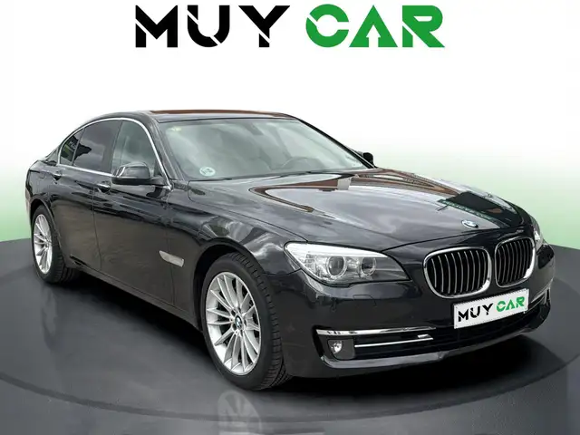 BMW 730 730dA