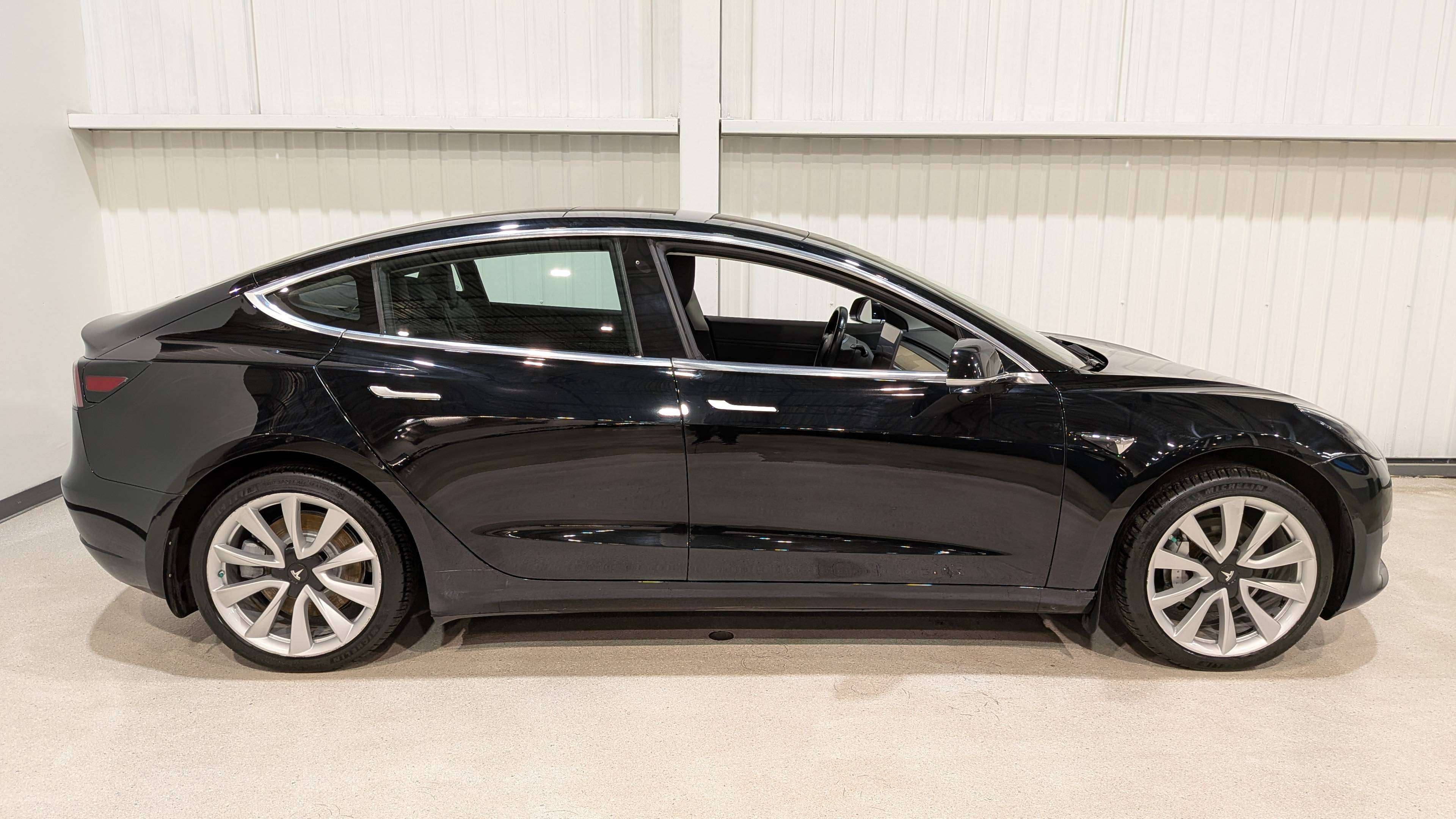Tesla Model 3 2018
