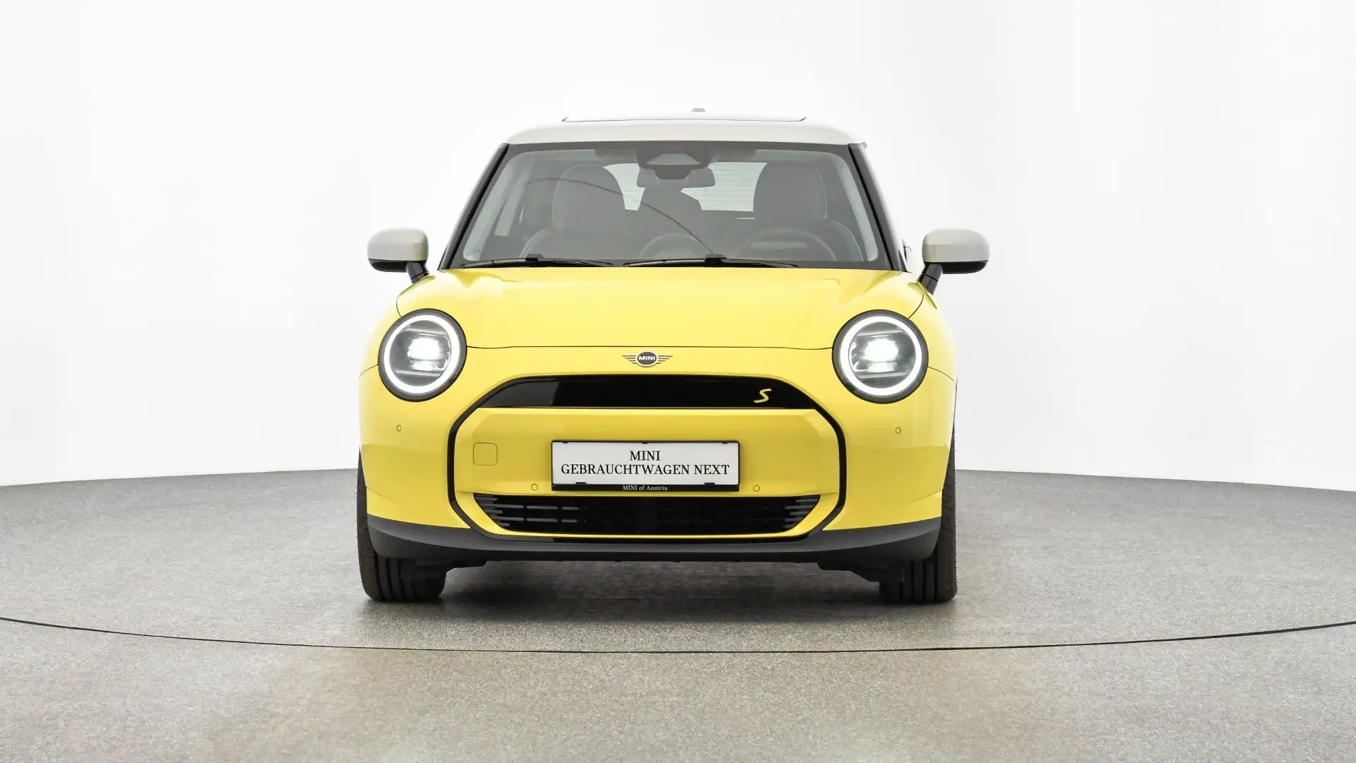 MINI Cooper SE Classic Trim / Paket M Gelb - 2