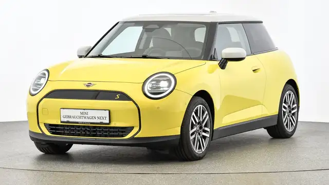 MINI Cooper SE Classic Trim / Paket M