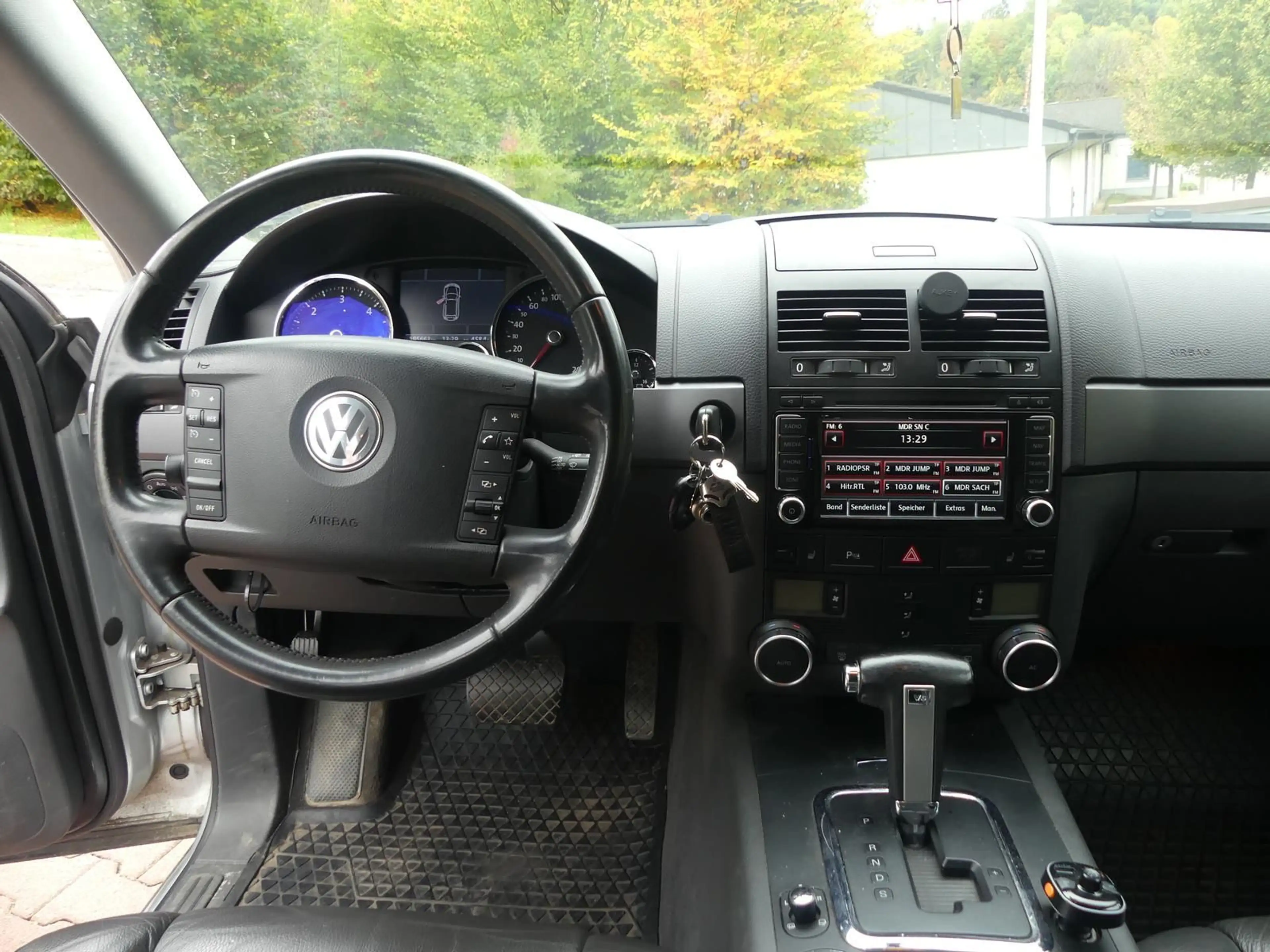 Volkswagen Touareg V6 TDI*Leder*Klima*SHZ*PDC*AHK*Standhzg — photo 13