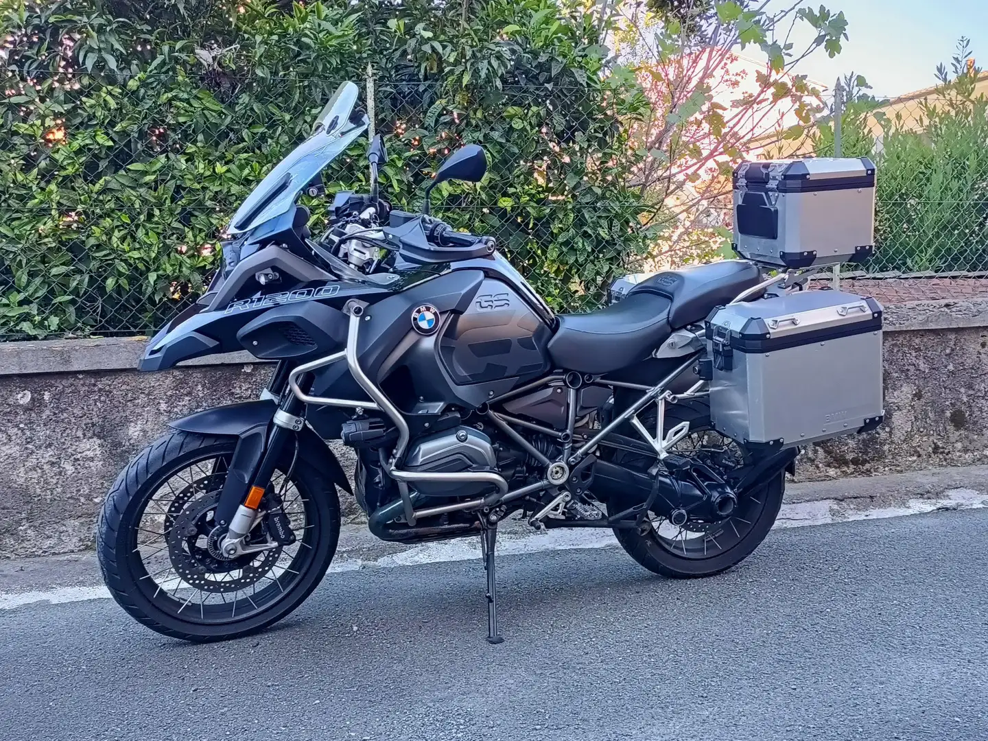 BMW R 1200 GS Adventure Triple Black Schwarz - 1