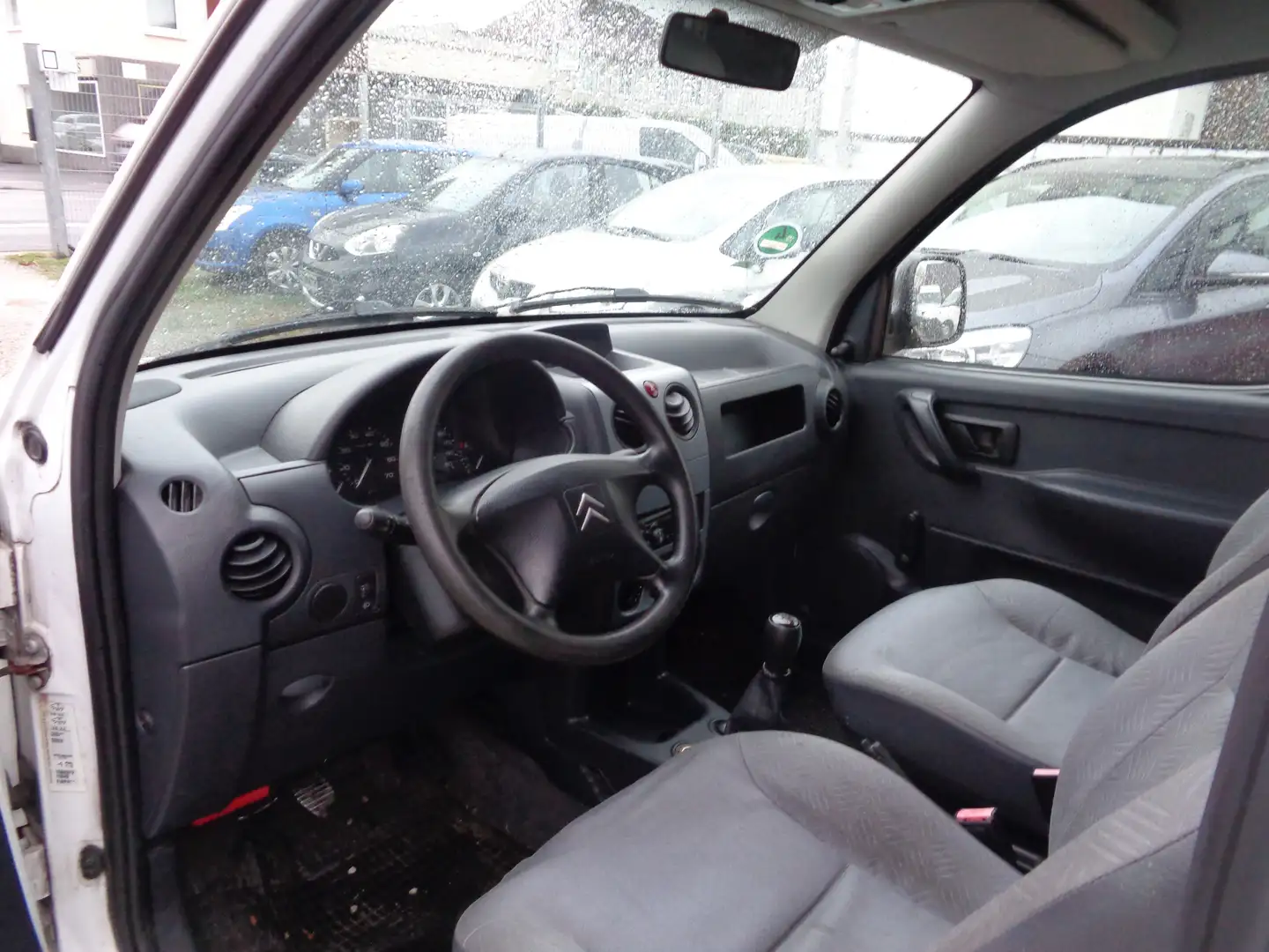 Citroen Berlingo 1.4 800 Kasten - LKW Zulassung-Benziner Weiß - 2
