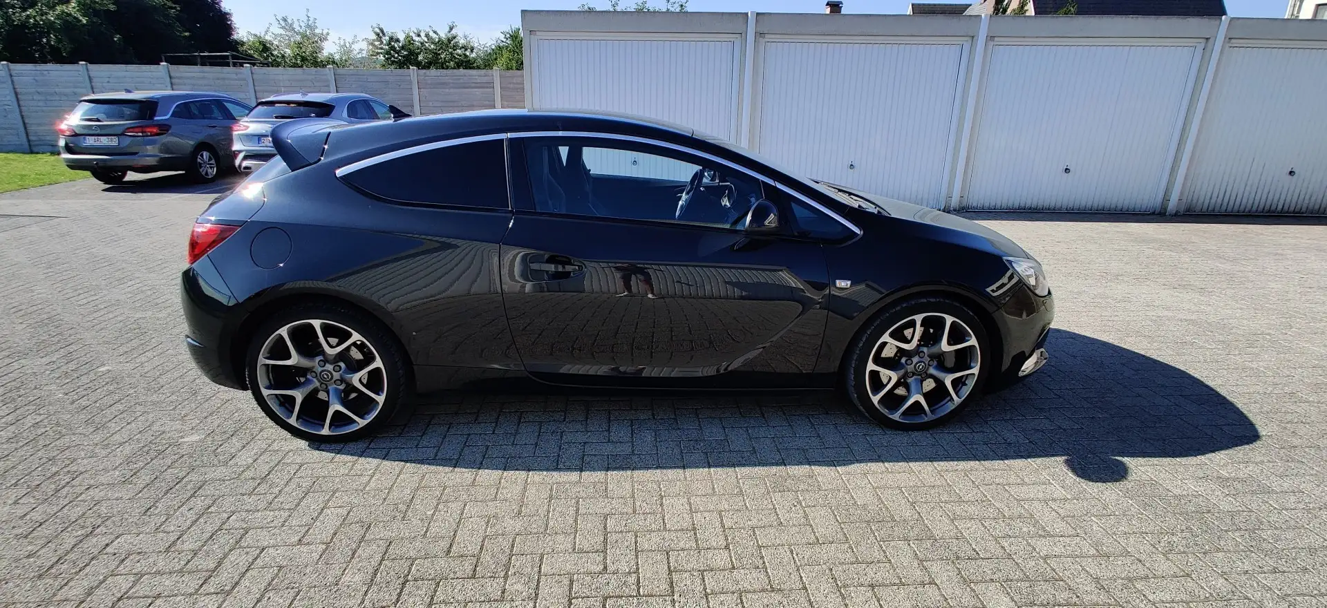 Opel Astra OPC Start/Stop - 2