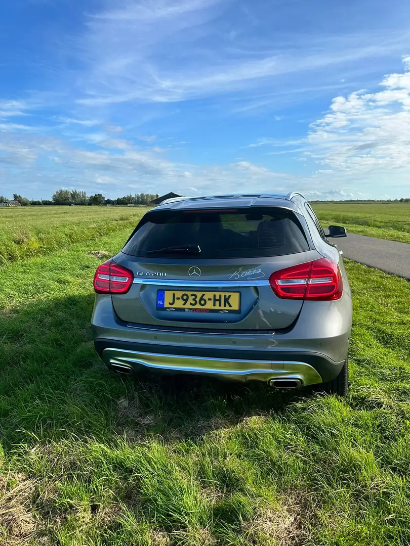 Mercedes-Benz GLA 200 7G-DCT Style Grijs - 2