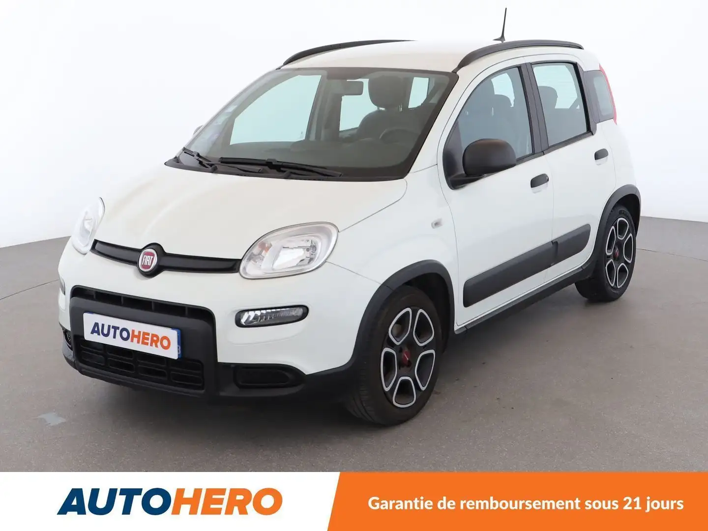 Fiat Panda 1.0 Hybride BSG City Life Blanc - 1