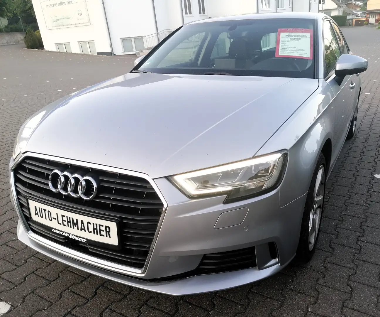 Audi A3 SPORT Grau - 2