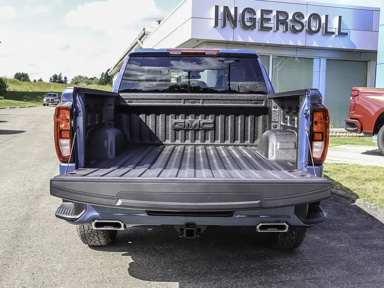 GMC Sierra 1500 снимка GMC Sierra 1500