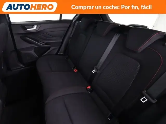 Ford Focus view 15