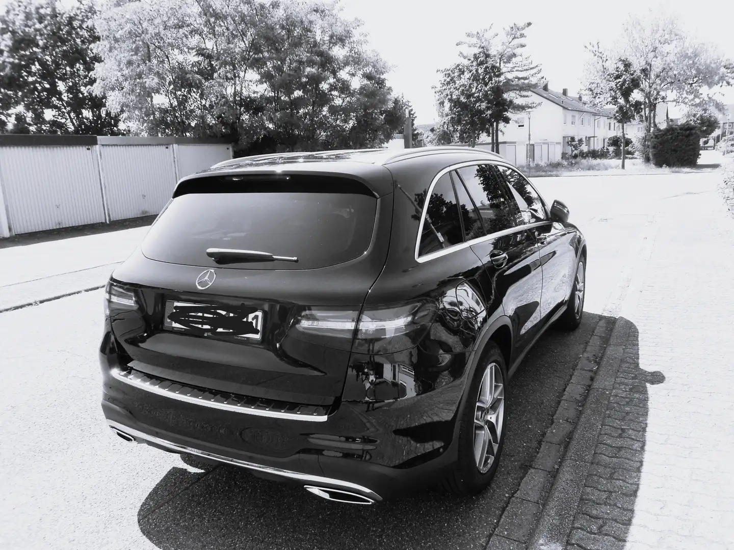 Mercedes-Benz GLC 250 d Coupe 4Matic 9G-TRONIC AMG Line Blau - 2
