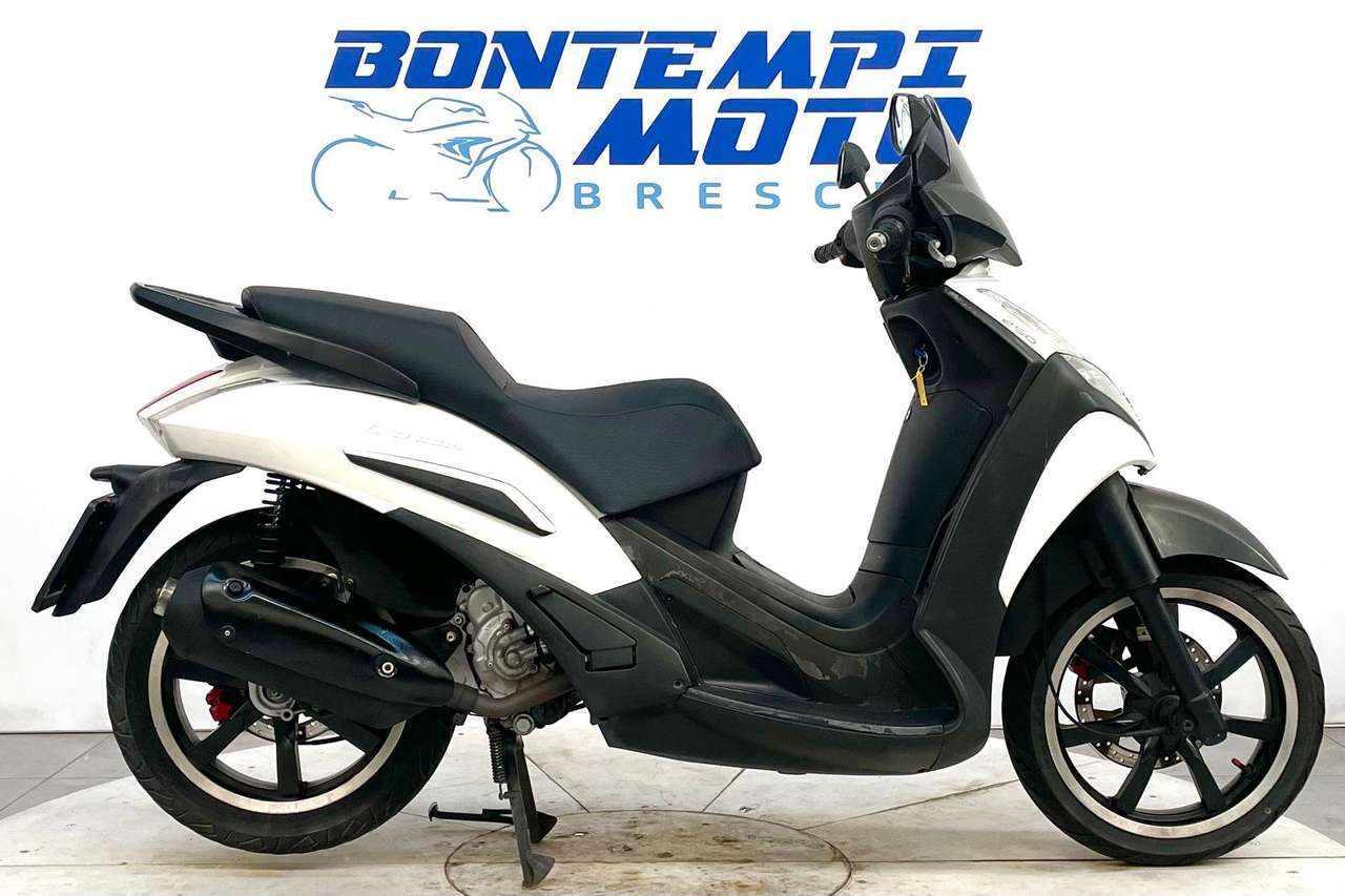 Peugeot Geopolis 250