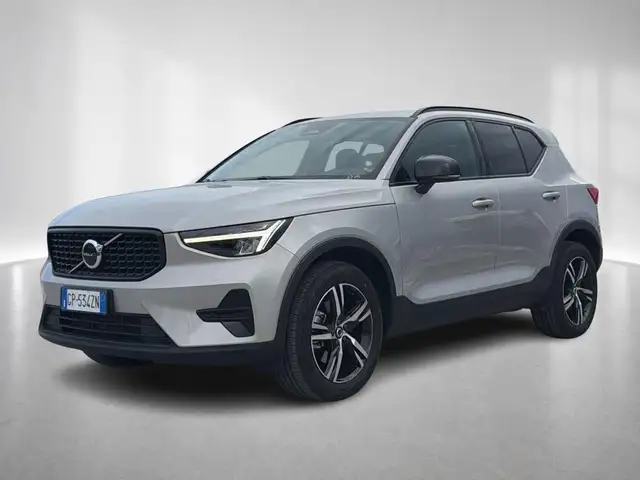 Volvo XC40 B3 automatico Plus Dark