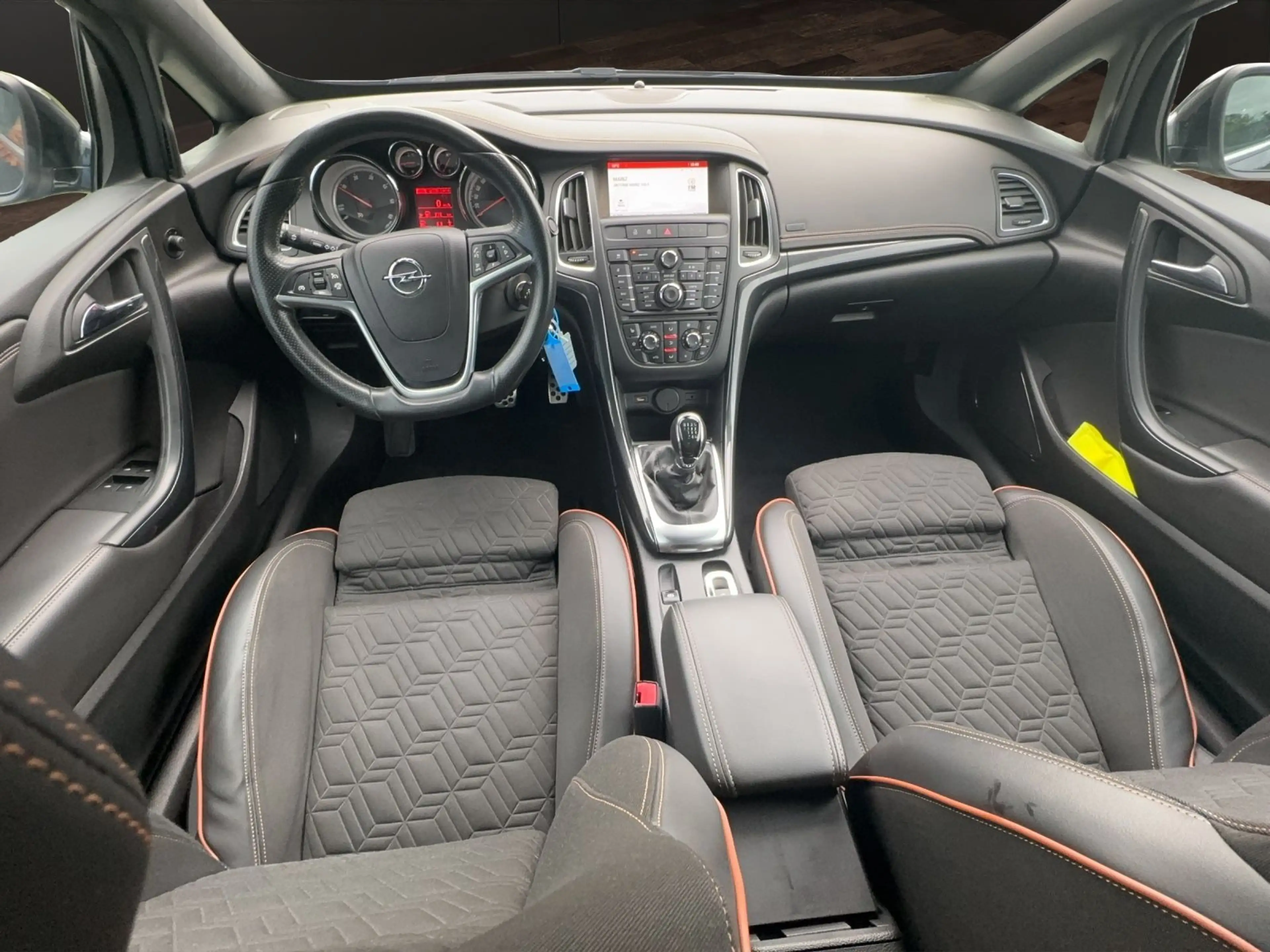 Opel Cascada | 19 Zoll | Sportpaket | R.Cam | — photo 12