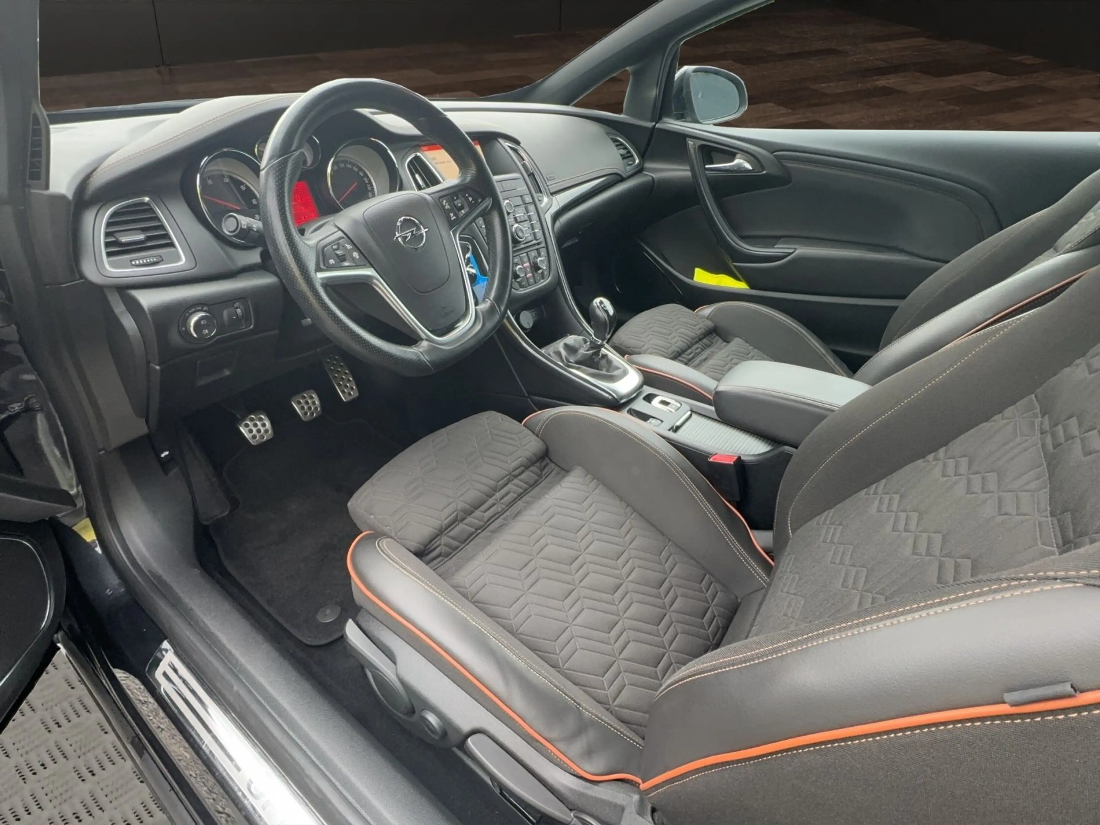 Opel Cascada | 19 Zoll | Sportpaket | R.Cam | — photo 7