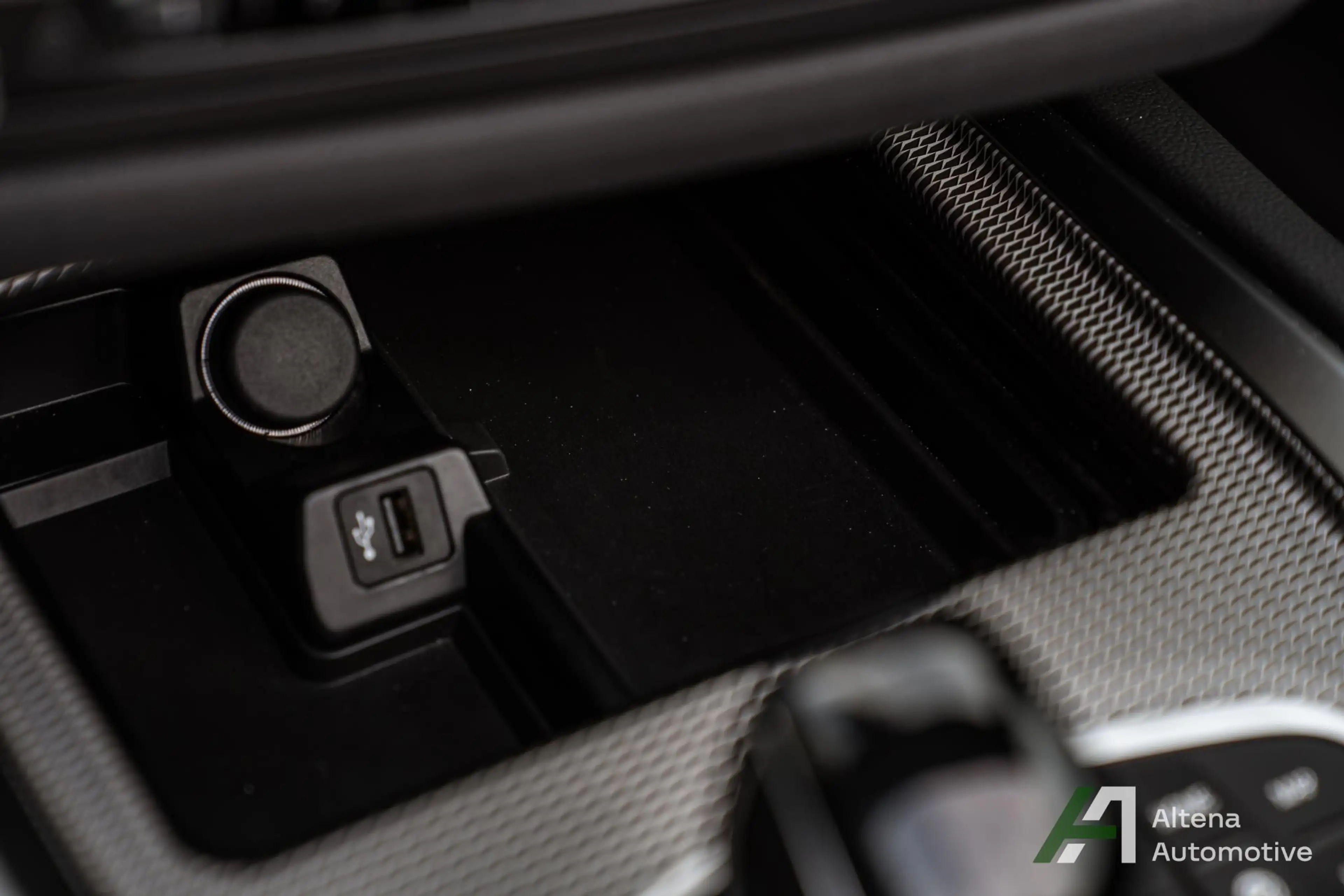 BMW Z4 Roadster sDrive20i High Executive — photo 29