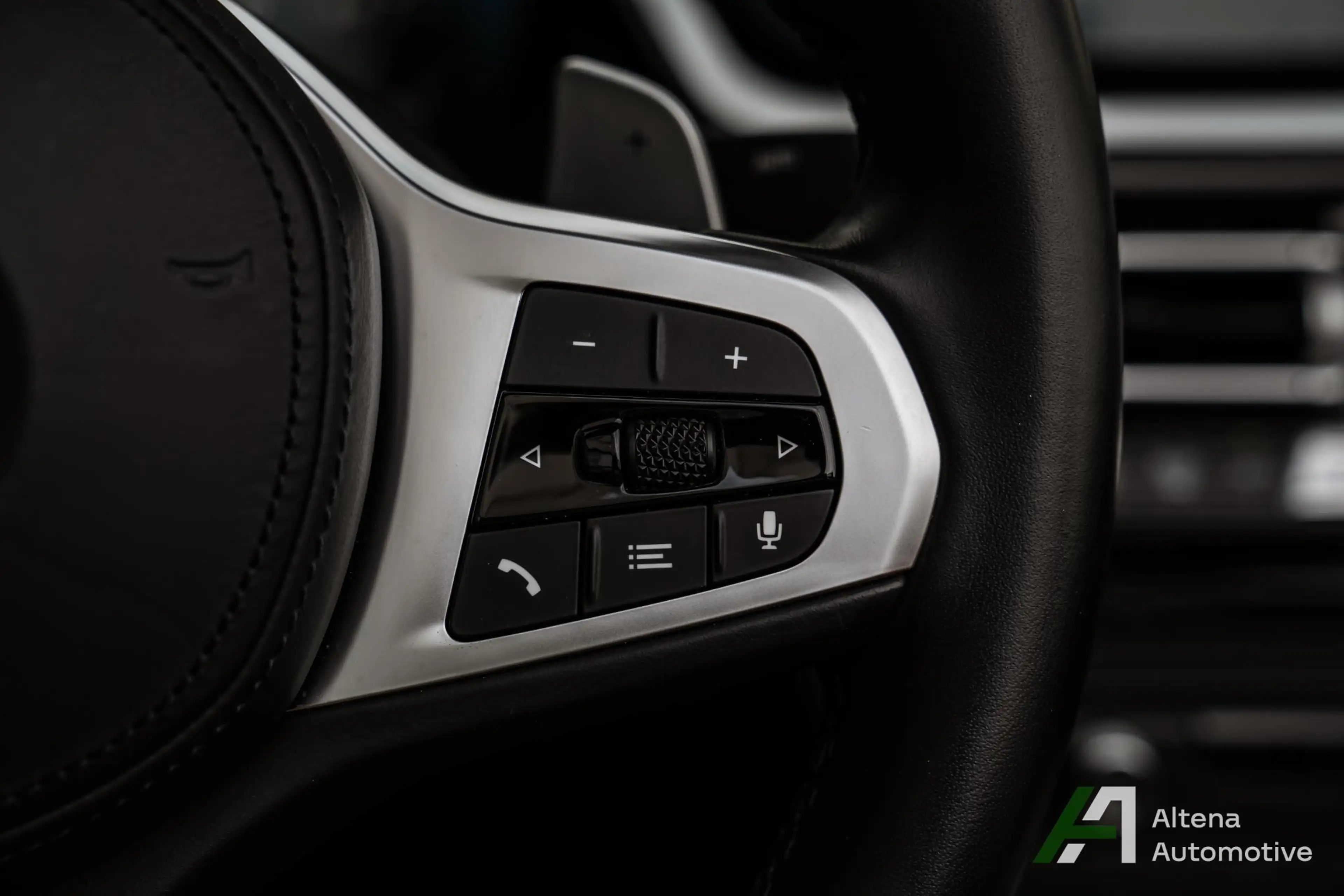 BMW Z4 Roadster sDrive20i High Executive — photo 40