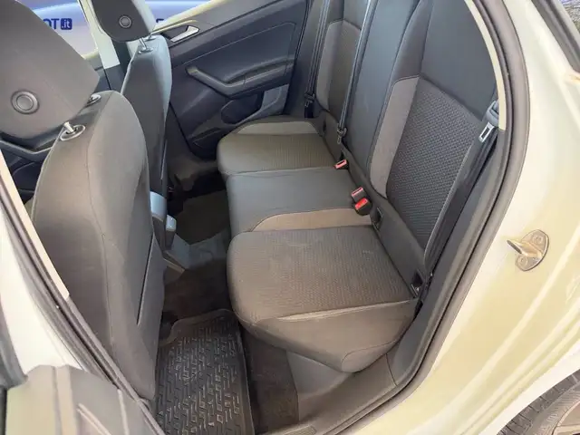 Volkswagen Polo view 14