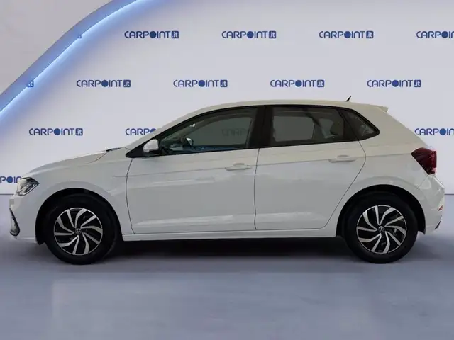 Volkswagen Polo view 3