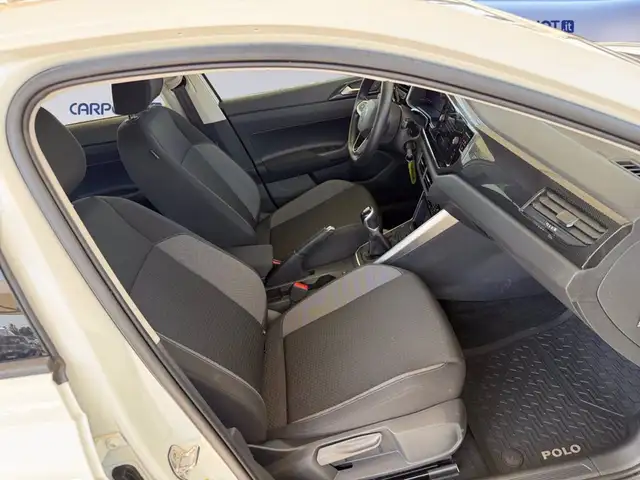 Volkswagen Polo view 16