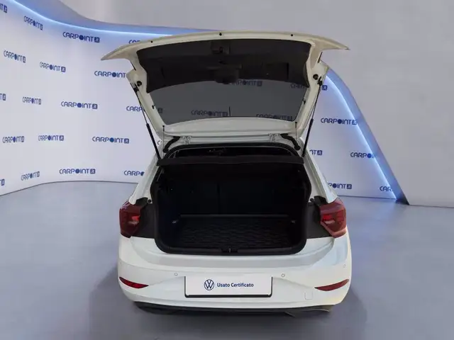 Volkswagen Polo view 17