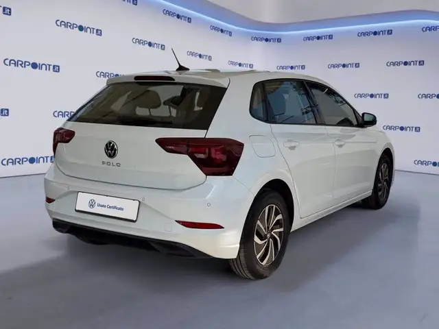 Volkswagen Polo view 6