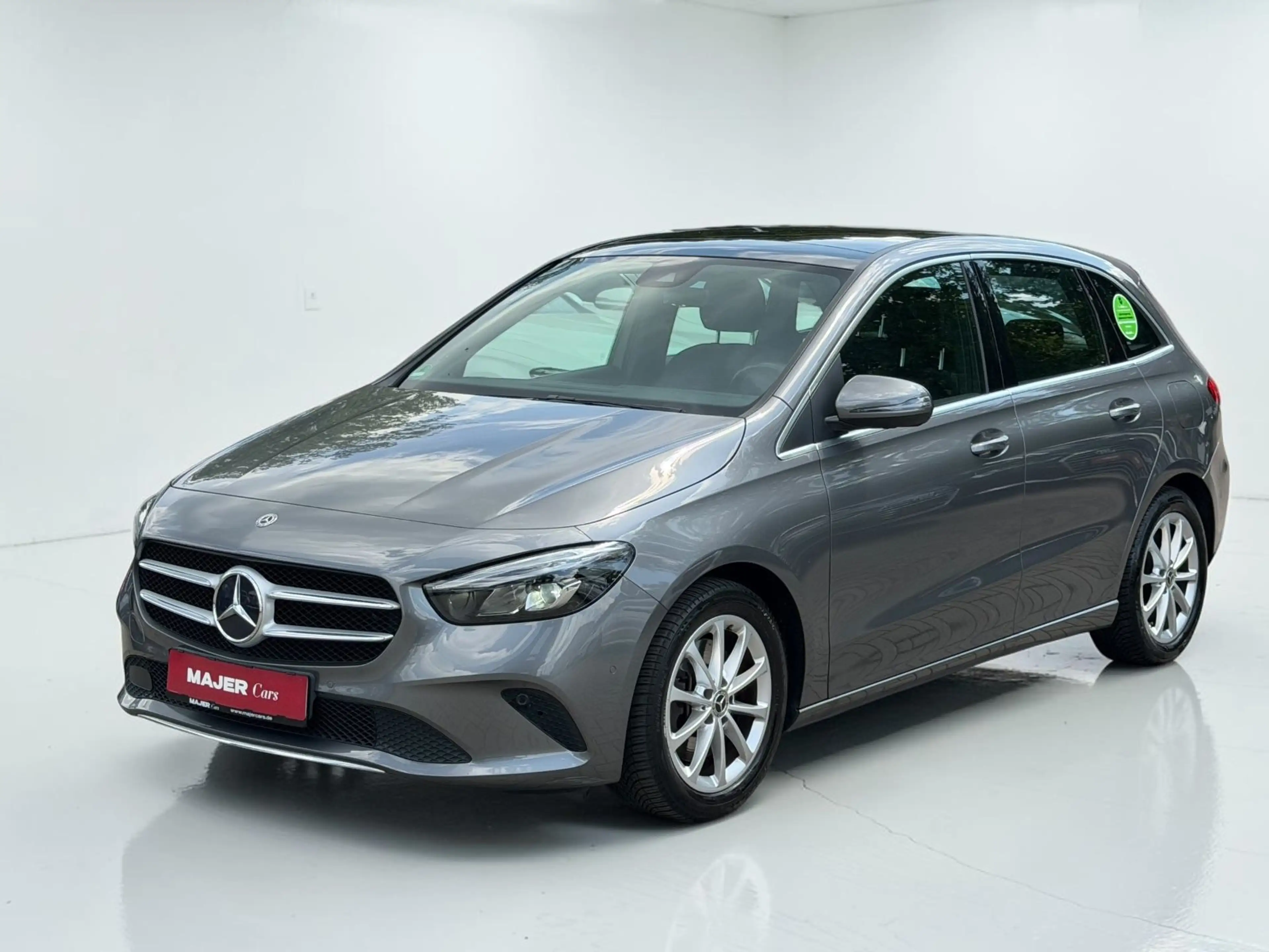 Mercedes-Benz B 250 Progressive*PANO*WIDESCREEN*TLEDER*LED*TEM — photo 2