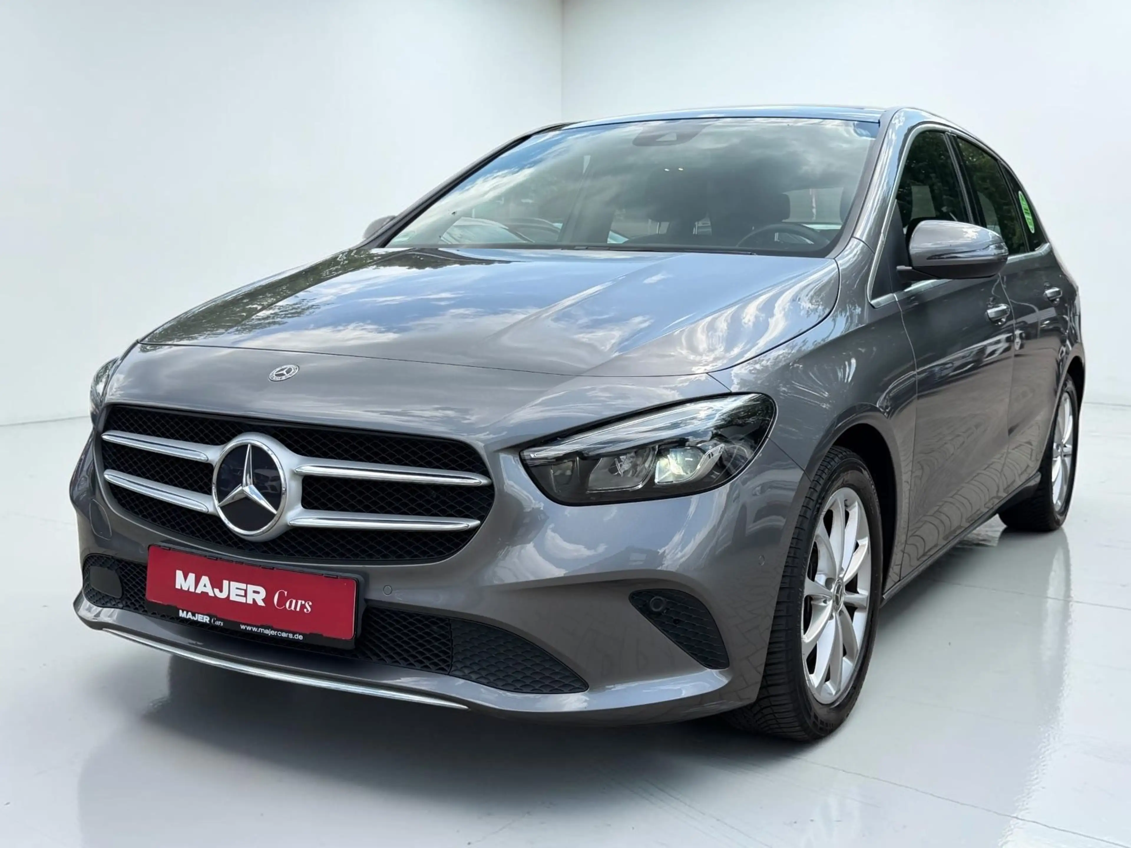 Mercedes-Benz B 250 Progressive*PANO*WIDESCREEN*TLEDER*LED*TEM — photo 3