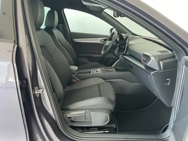 Cupra Formentor view 5