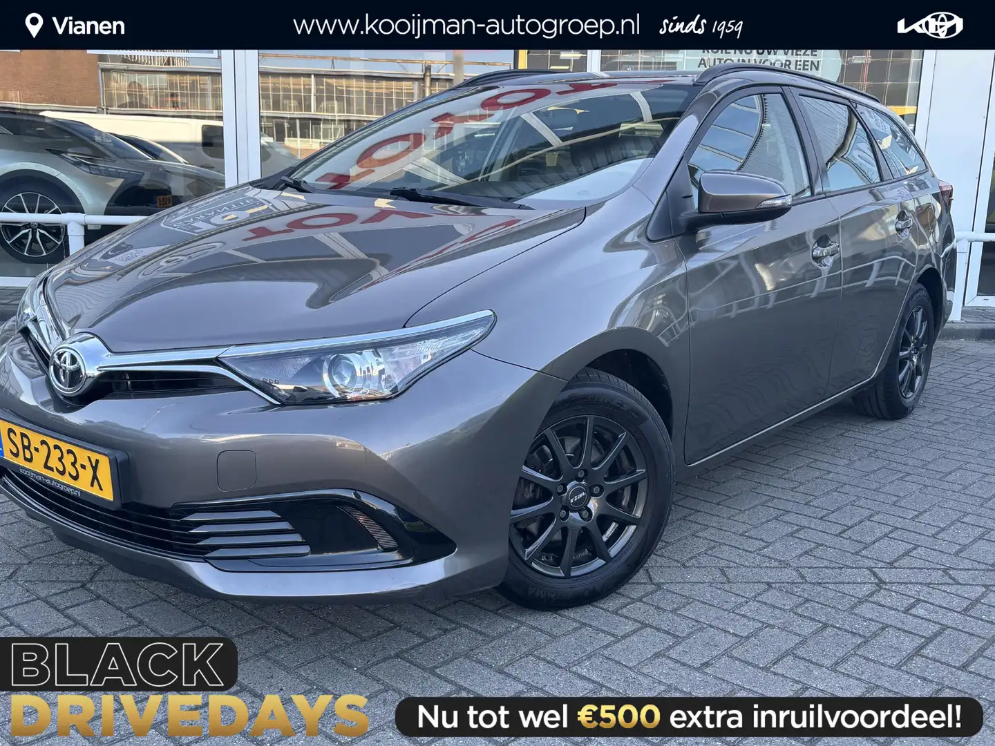 Toyota Auris Touring Sports 1.3 Now NL Auto, BTW Auto, Dealeron Gris - 1