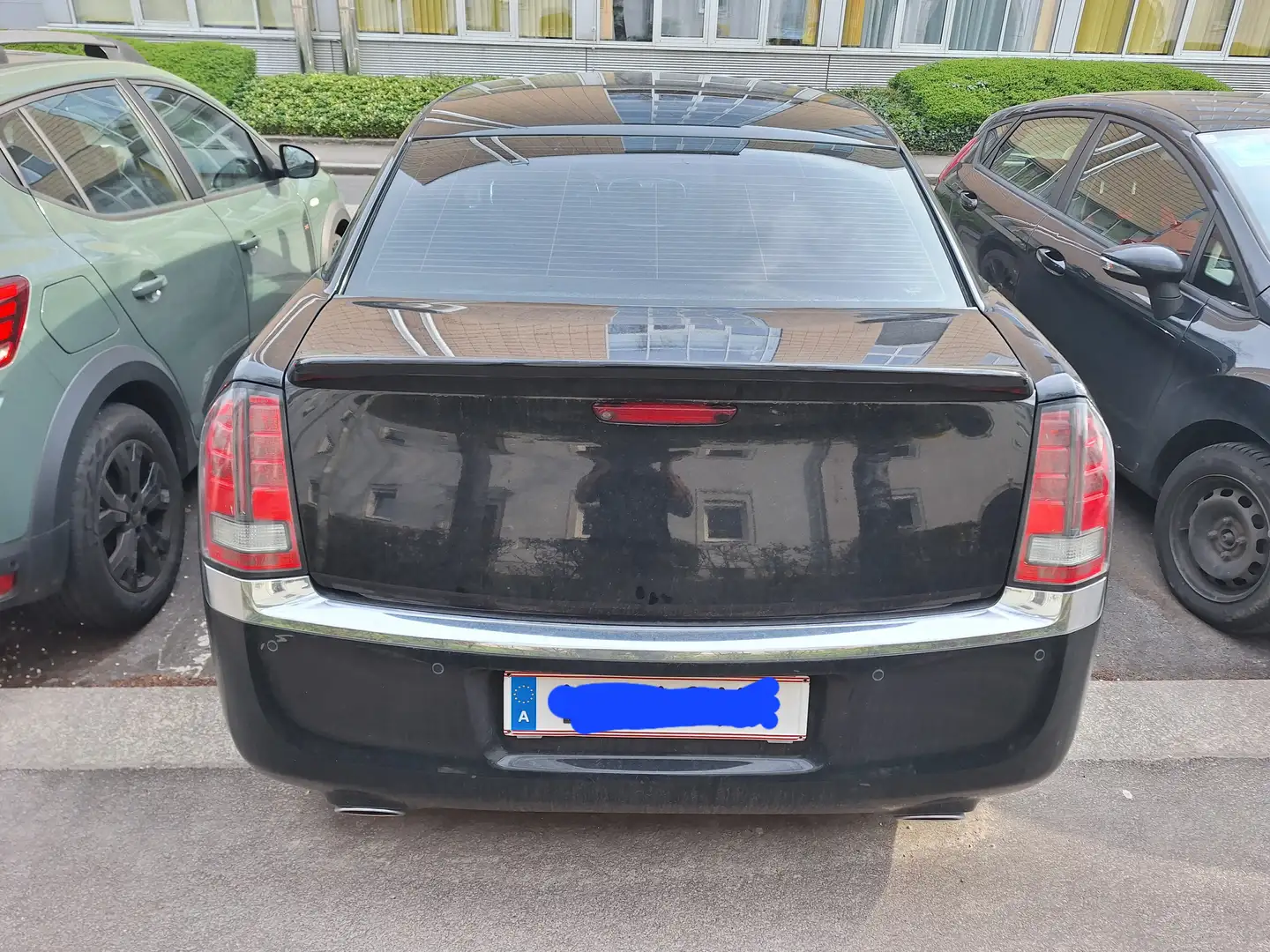 Lancia Thema 3,0 Multijet II Platinum Czarny - 2
