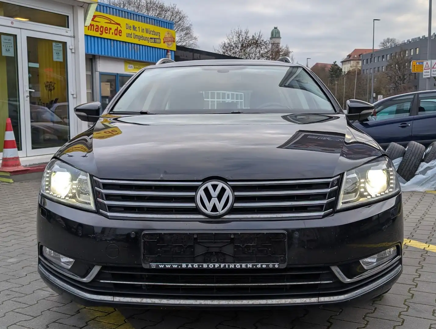 Volkswagen Passat Variant Passat 2.0TDI Variant Highline*2Hd*DSG*BiXen*PDC Schwarz - 2