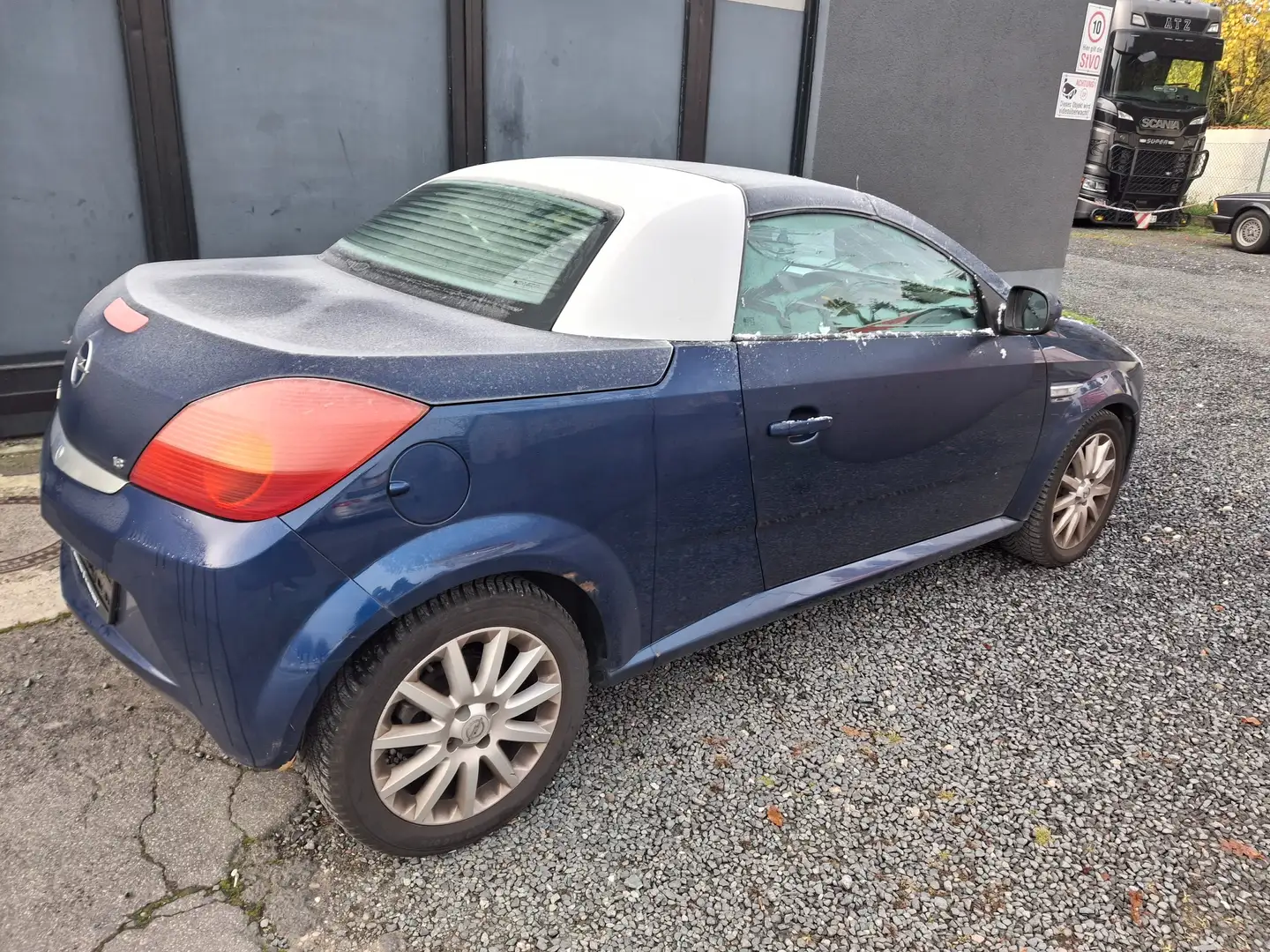 Opel Tigra Blau - 1