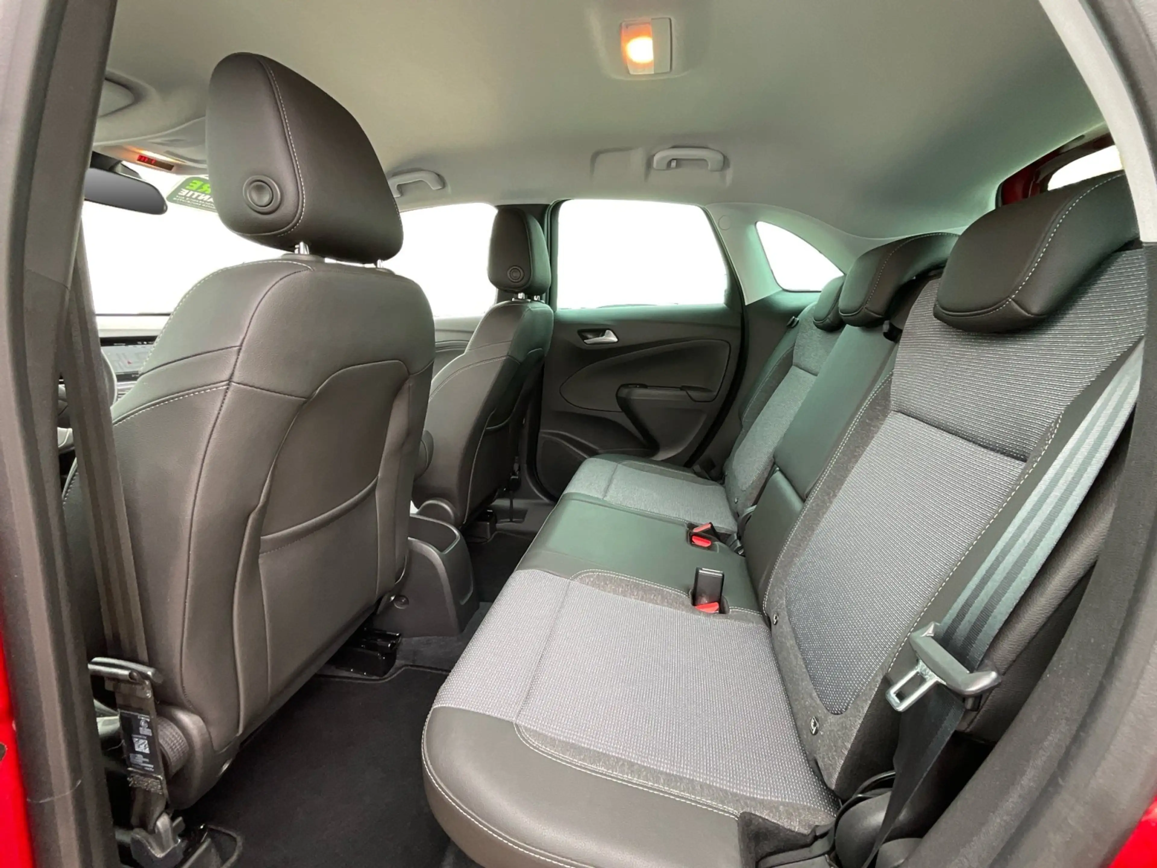 Opel Crossland 1.2 Elegance Kamera, Klima, NAVI, TÜV — photo 15