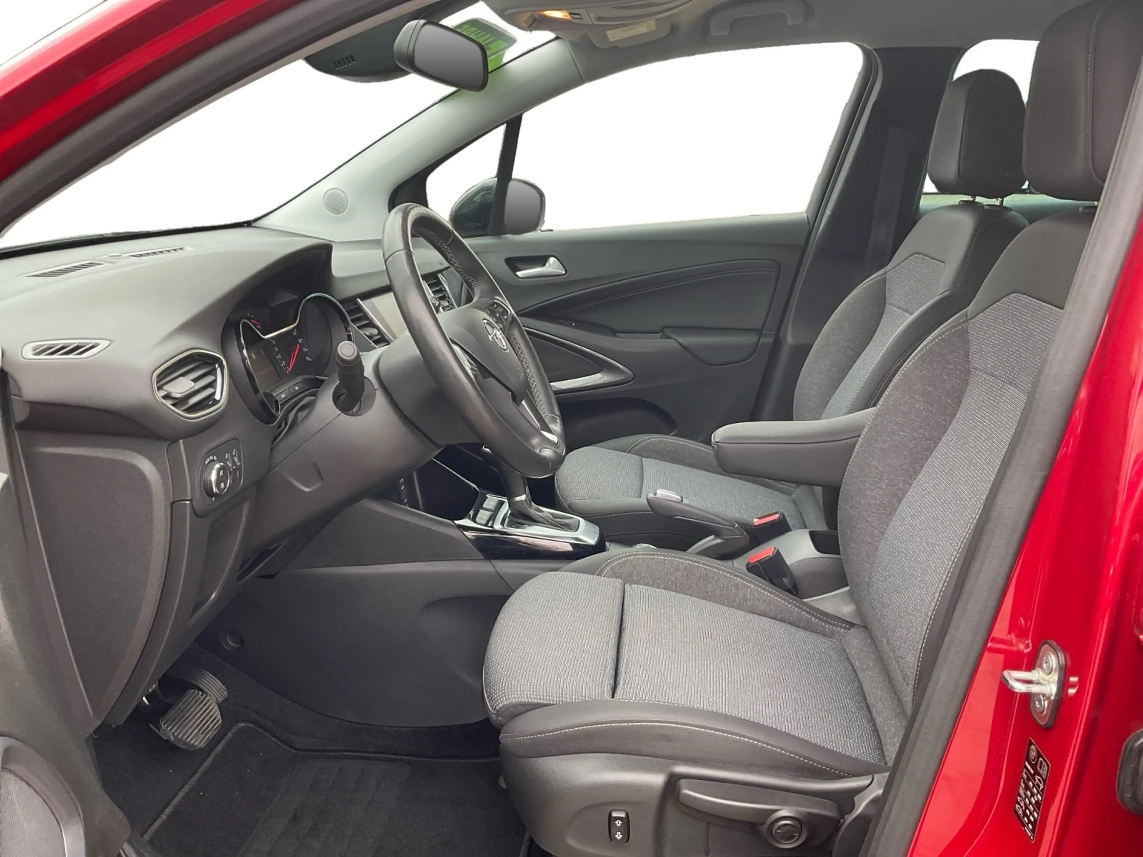 Opel Crossland 1.2 Elegance Kamera, Klima, NAVI, TÜV — photo 11