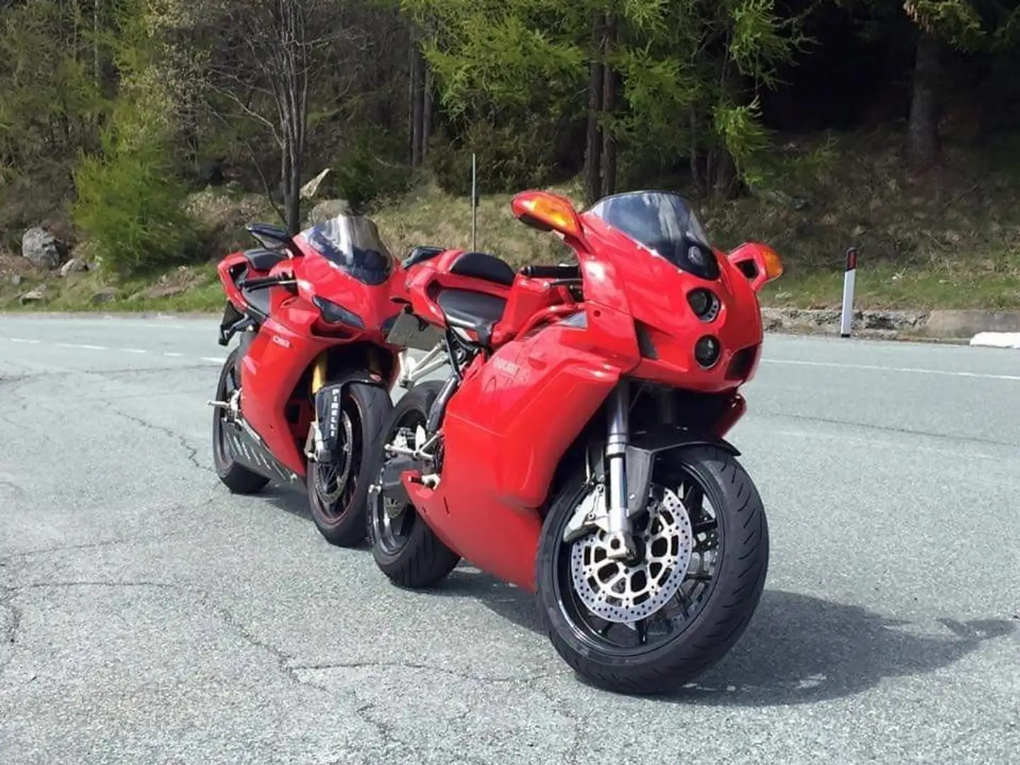 Ducati 749 Rojo - 2