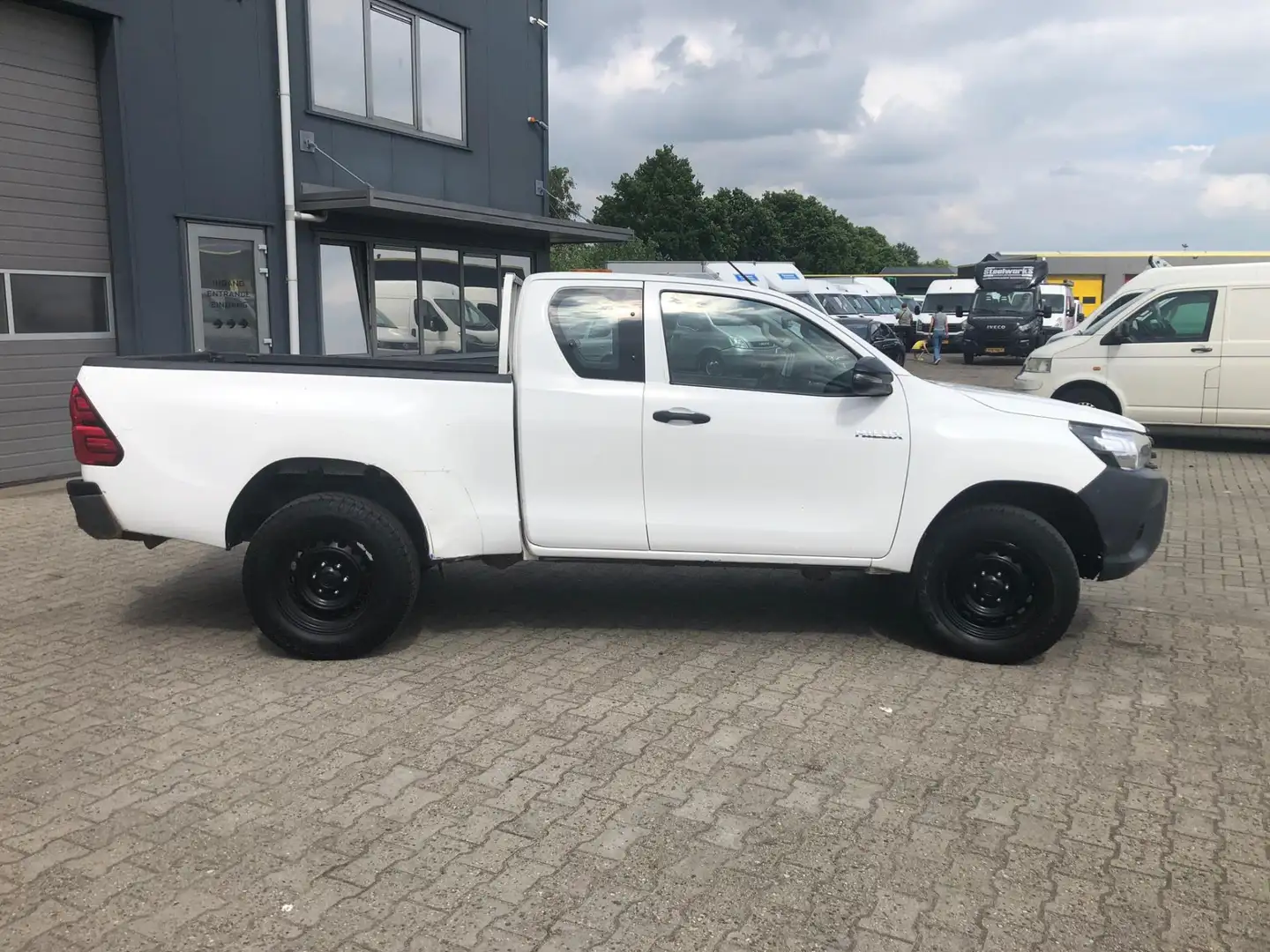 Toyota Hilux 2.4 D-4D-F Xtra Cab 4X4 AIRCO NETTO PRICE Alb - 2