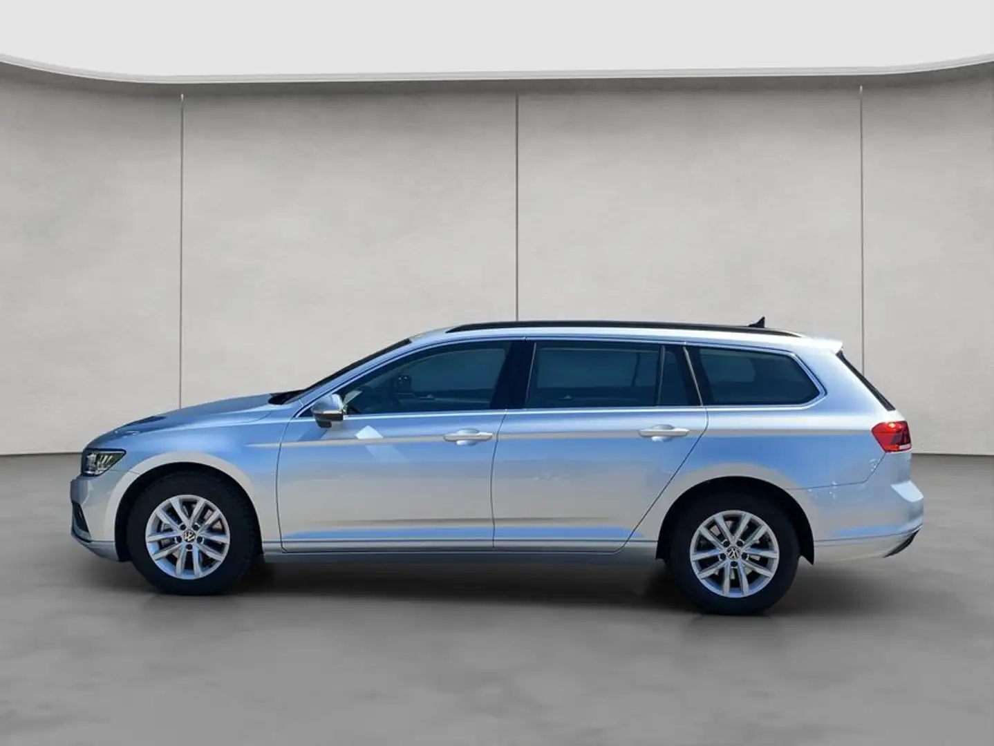 Volkswagen Passat Variant 2.0 TDI DSG Business AHK ACC NAVI Silber - 2