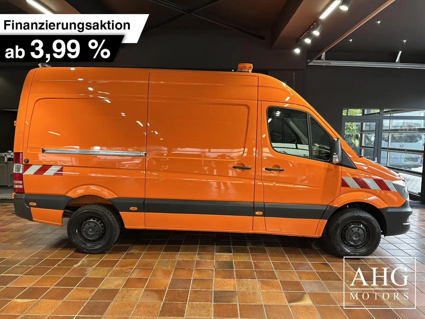 Mercedes-Benz SPRINTER 319 V6 L2H2 KLIMA AHK-3,5T TEMPO SCHWING Orange - 1